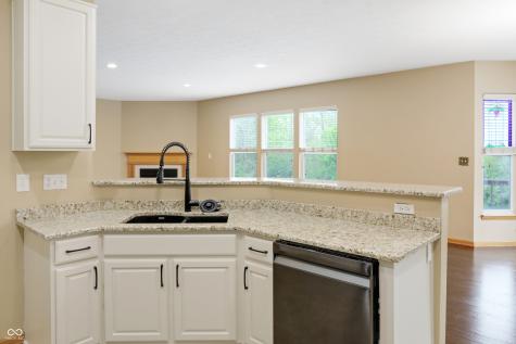 1306 Tenor Place Indianapolis IN 46231