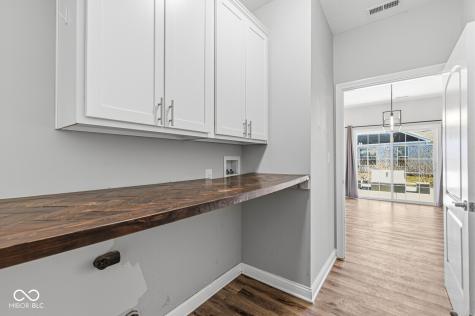 4034 Cairo Way Avon IN 46123