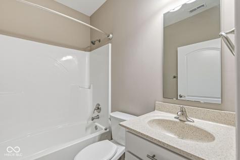 4034 Cairo Way Avon IN 46123