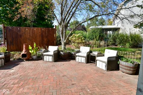 1455 Macintosh Court Avon IN 46123