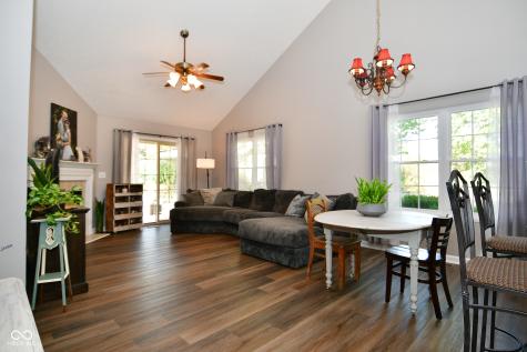 1455 Macintosh Court Avon IN 46123