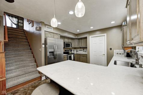 6 Rosecrans Court Brownsburg IN 46112