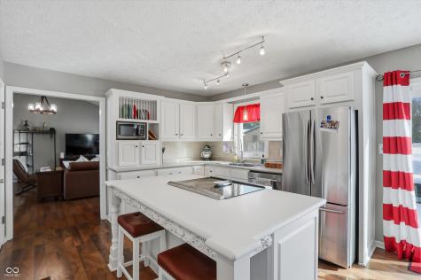 1105 Fox Trail Drive E New Palestine IN 46163