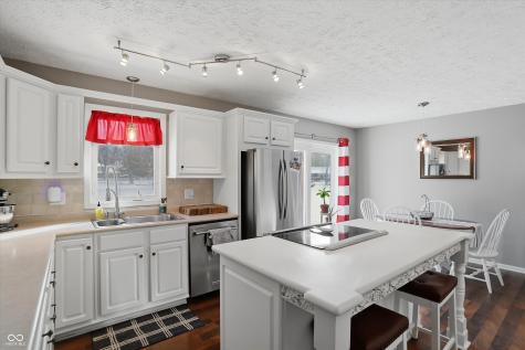 1105 Fox Trail Drive E New Palestine IN 46163