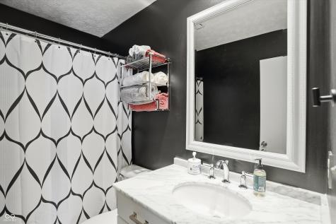 1105 Fox Trail Drive E New Palestine IN 46163