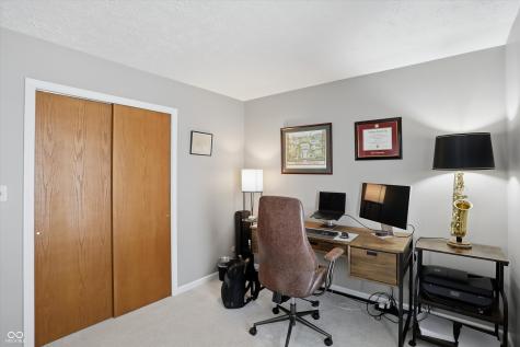 1105 Fox Trail Drive E New Palestine IN 46163