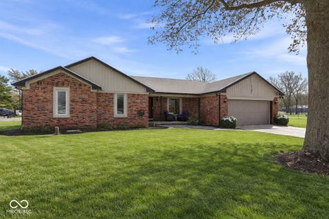 1105 Fox Trail Drive E New Palestine IN 46163