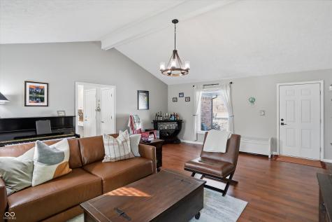 1105 Fox Trail Drive E New Palestine IN 46163