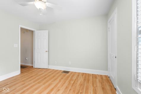 2103 Gilmore Street Columbus IN 47201