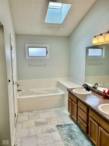 312 Carriage Lane Franklin IN 46131