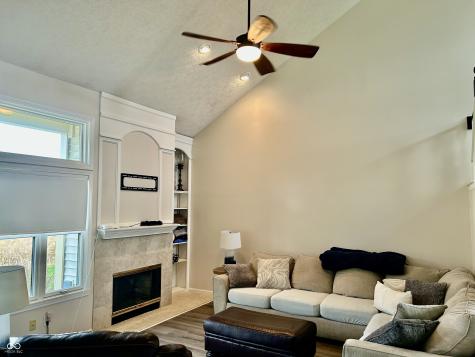 312 Carriage Lane Franklin IN 46131