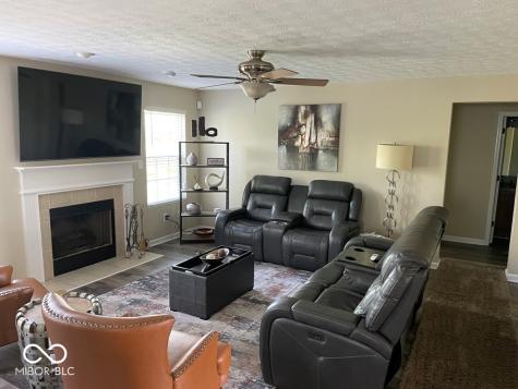 11652 High Grass Drive Indianapolis IN 46235