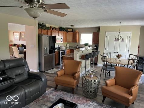 11652 High Grass Drive Indianapolis IN 46235