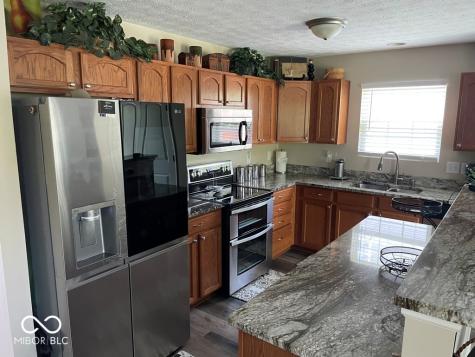11652 High Grass Drive Indianapolis IN 46235