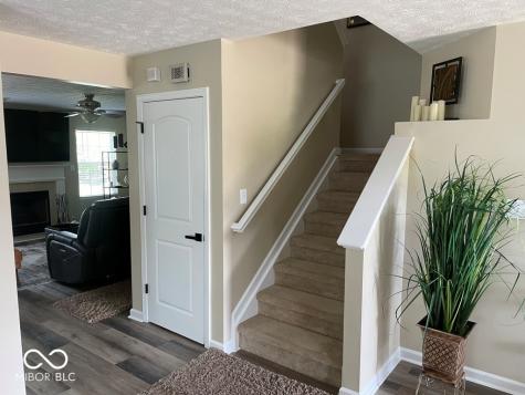 11652 High Grass Drive Indianapolis IN 46235