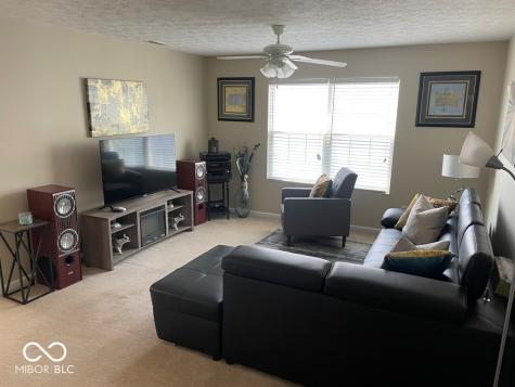 11652 High Grass Drive Indianapolis IN 46235