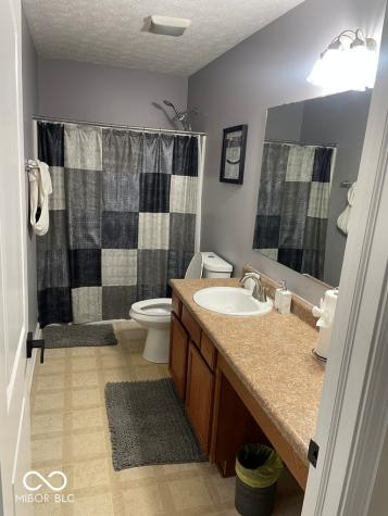 11652 High Grass Drive Indianapolis IN 46235