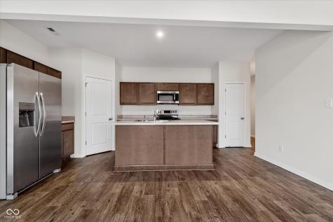 10828 Penwell Way Indianapolis IN 46235