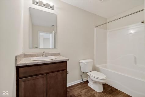 10828 Penwell Way Indianapolis IN 46235
