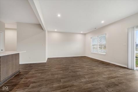 10828 Penwell Way Indianapolis IN 46235