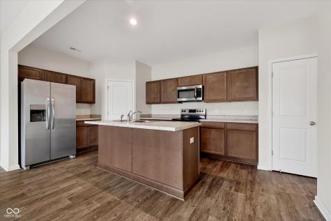 10828 Penwell Way Indianapolis IN 46235