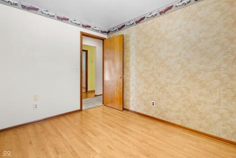 6742 E County Road 900 N Seymour IN 47274