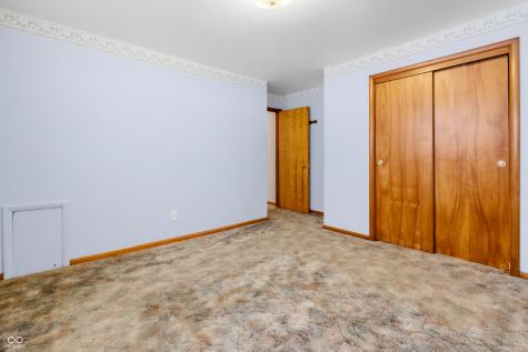 6742 E County Road 900 N Seymour IN 47274