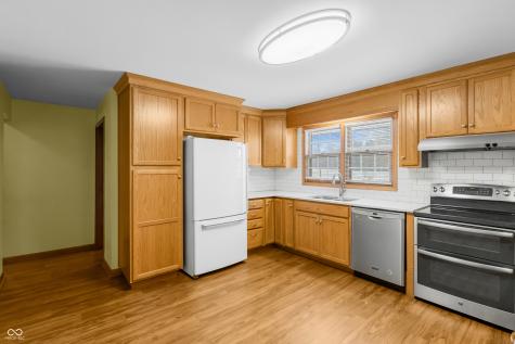 6742 E County Road 900 N Seymour IN 47274