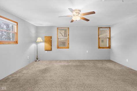 6742 E County Road 900 N Seymour IN 47274