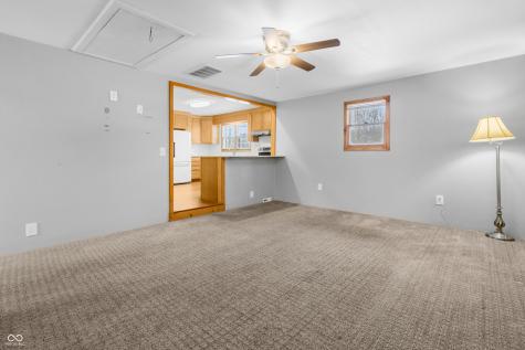 6742 E County Road 900 N Seymour IN 47274