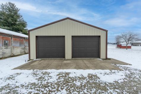 6742 E County Road 900 N Seymour IN 47274