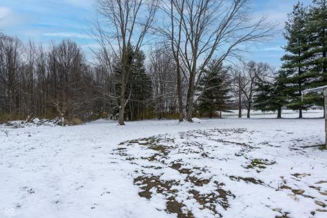 6742 E County Road 900 N Seymour IN 47274