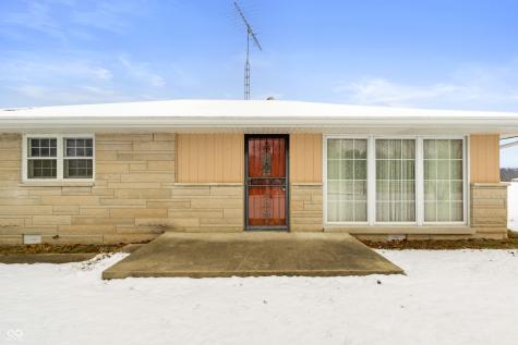 6742 E County Road 900 N Seymour IN 47274