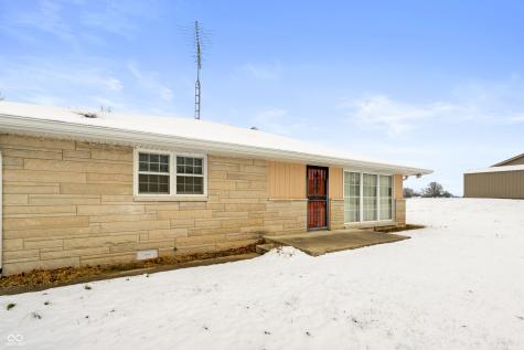 6742 E County Road 900 N Seymour IN 47274
