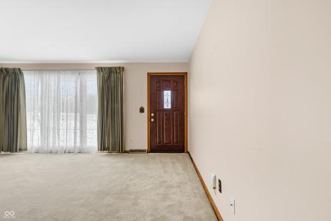 6742 E County Road 900 N Seymour IN 47274