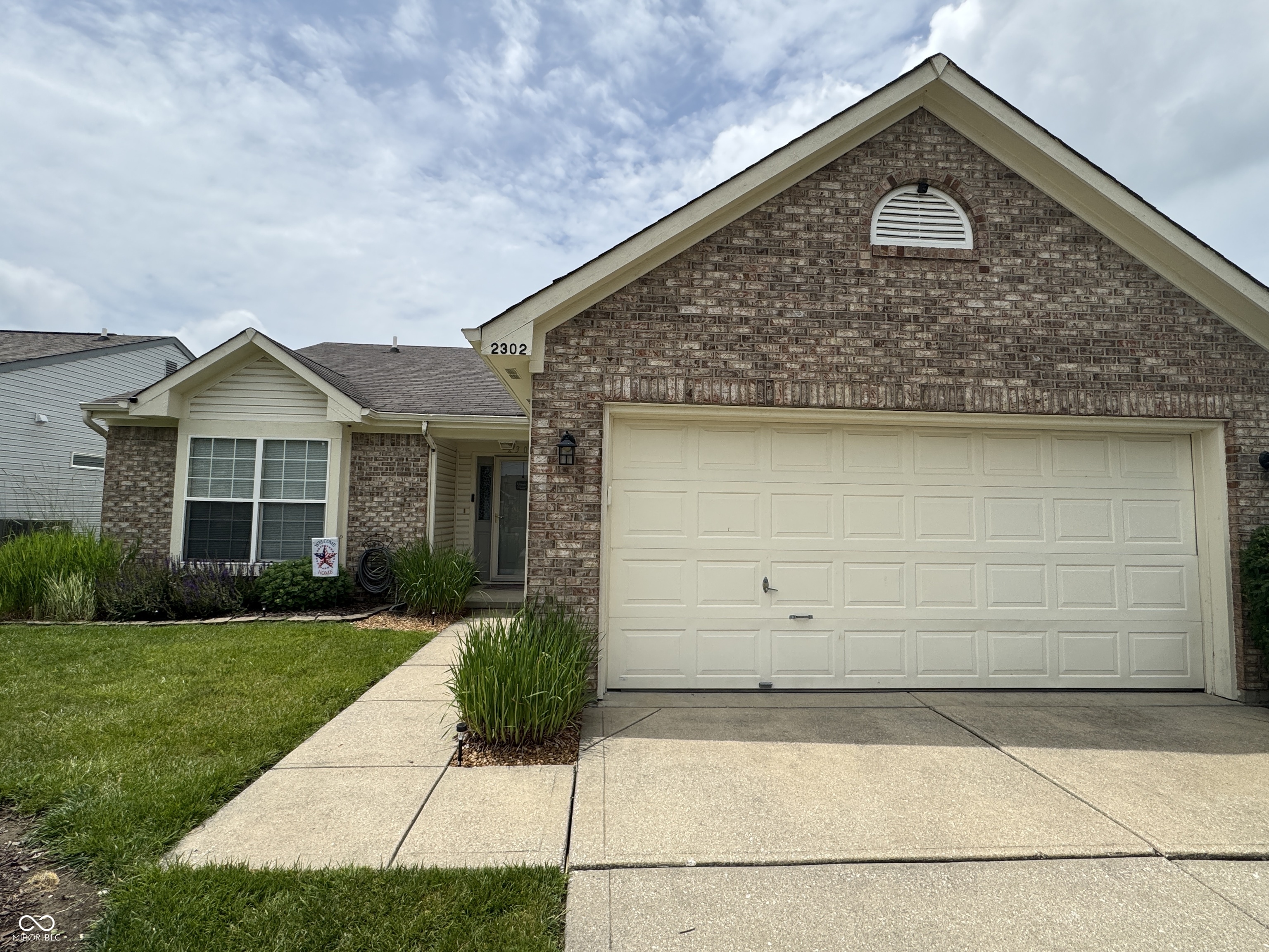 2302 Rolling Oak Drive Indianapolis IN 46214