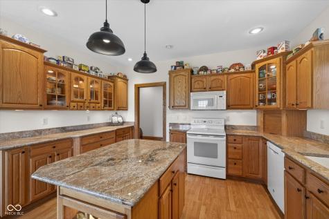 675 N Auburn Ridge Drive Linton IN 47441
