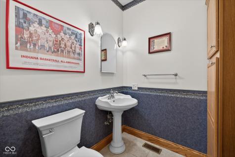675 N Auburn Ridge Drive Linton IN 47441