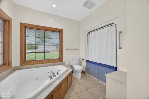 675 N Auburn Ridge Drive Linton IN 47441