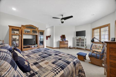 675 N Auburn Ridge Drive Linton IN 47441