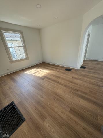 106 S 3rd Avenue Beech Grove IN 46107