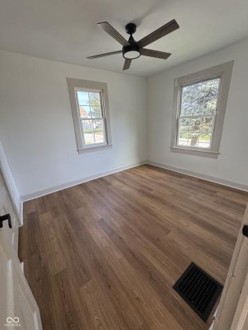 106 S 3rd Avenue Beech Grove IN 46107