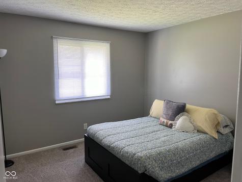 8608 Stonewall Drive Indianapolis IN 46231