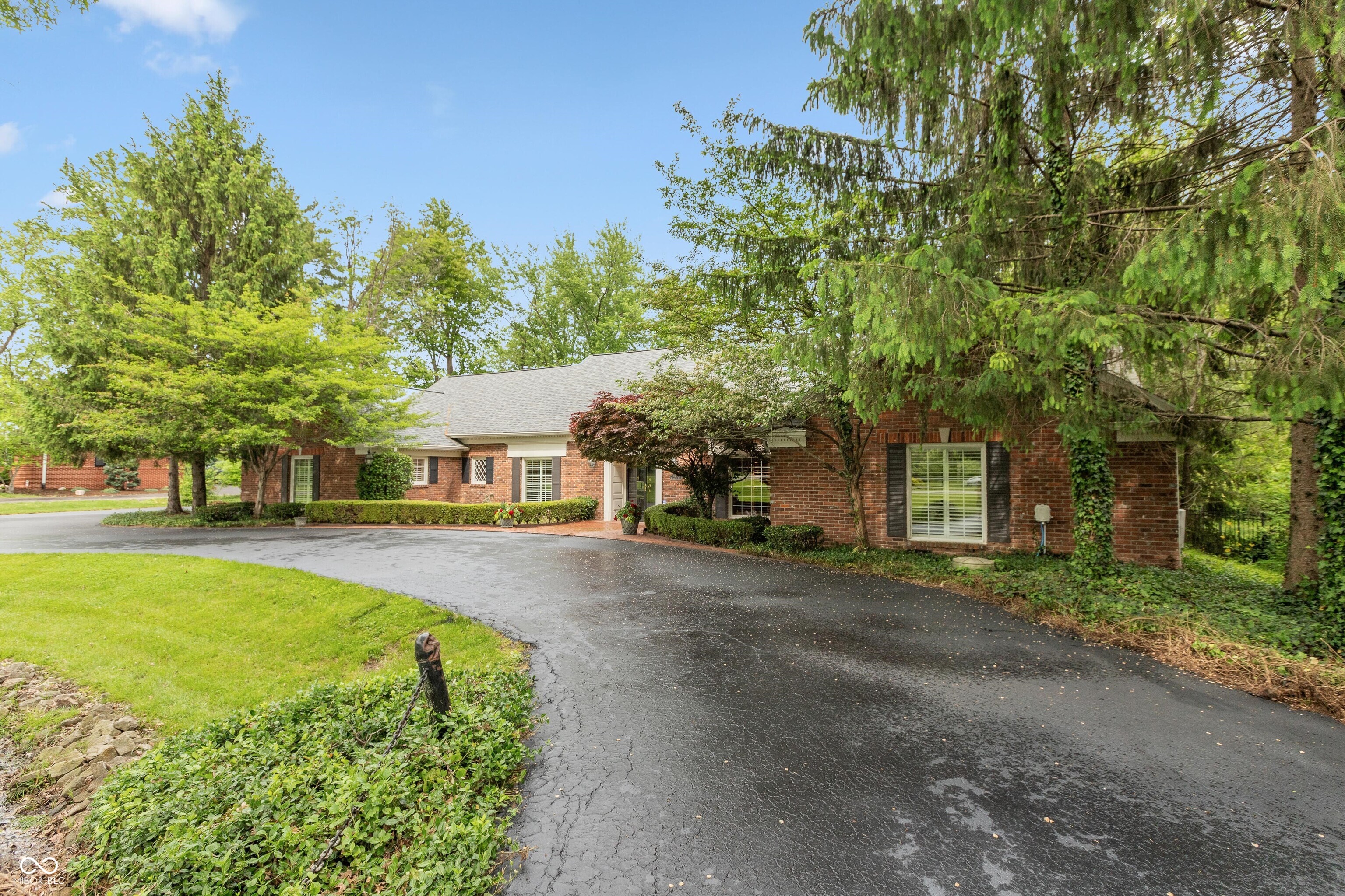 8535 Washington Boulevard Indianapolis IN 46240