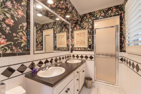 8535 Washington Boulevard Indianapolis IN 46240