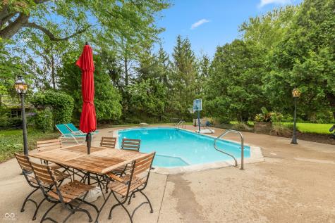 8535 Washington Boulevard Indianapolis IN 46240