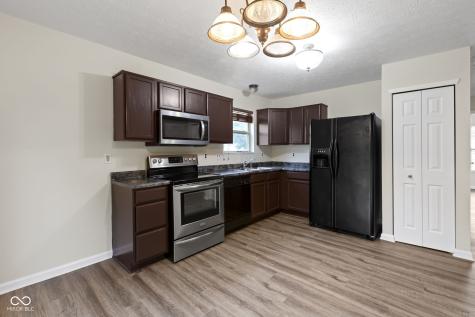 6435 Birds Eye Drive Indianapolis IN 46203