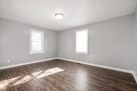 8118 E 45th Street Indianapolis IN 46226