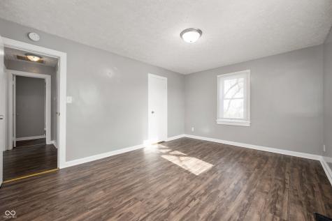 8118 E 45th Street Indianapolis IN 46226