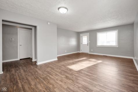 8118 E 45th Street Indianapolis IN 46226